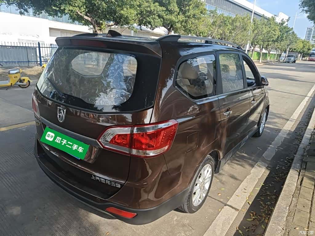 Wuling 730, 2015 7