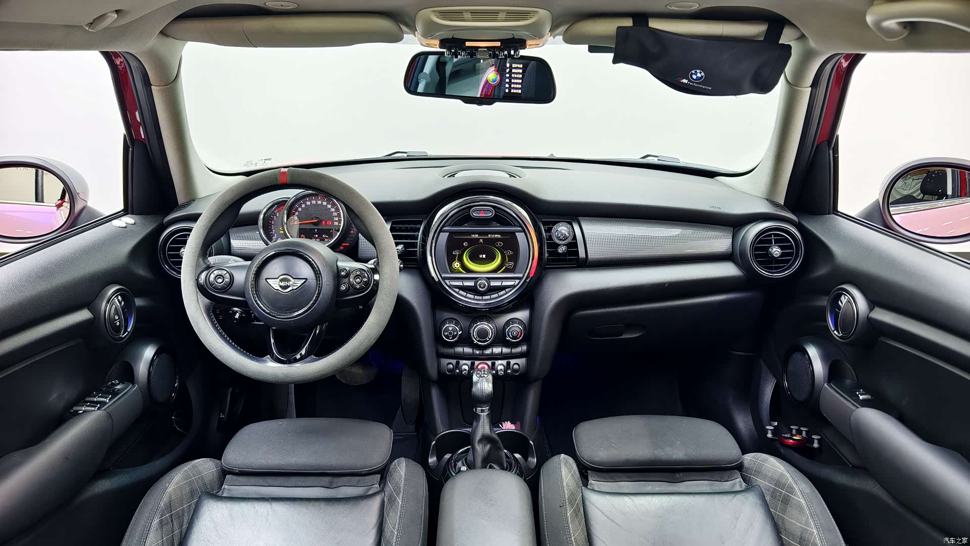 Mini Cooper, 2015 19