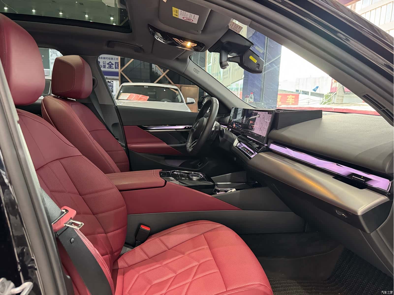 BMW 5 Series, 2025 12
