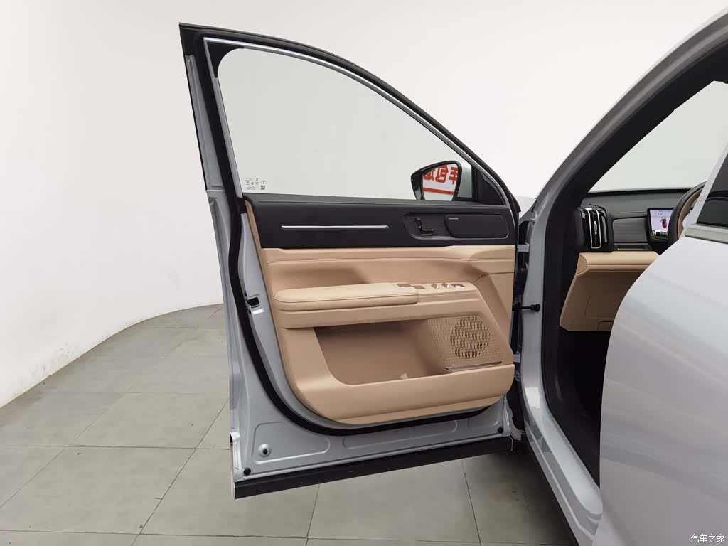 Jetour L7, 2025 8