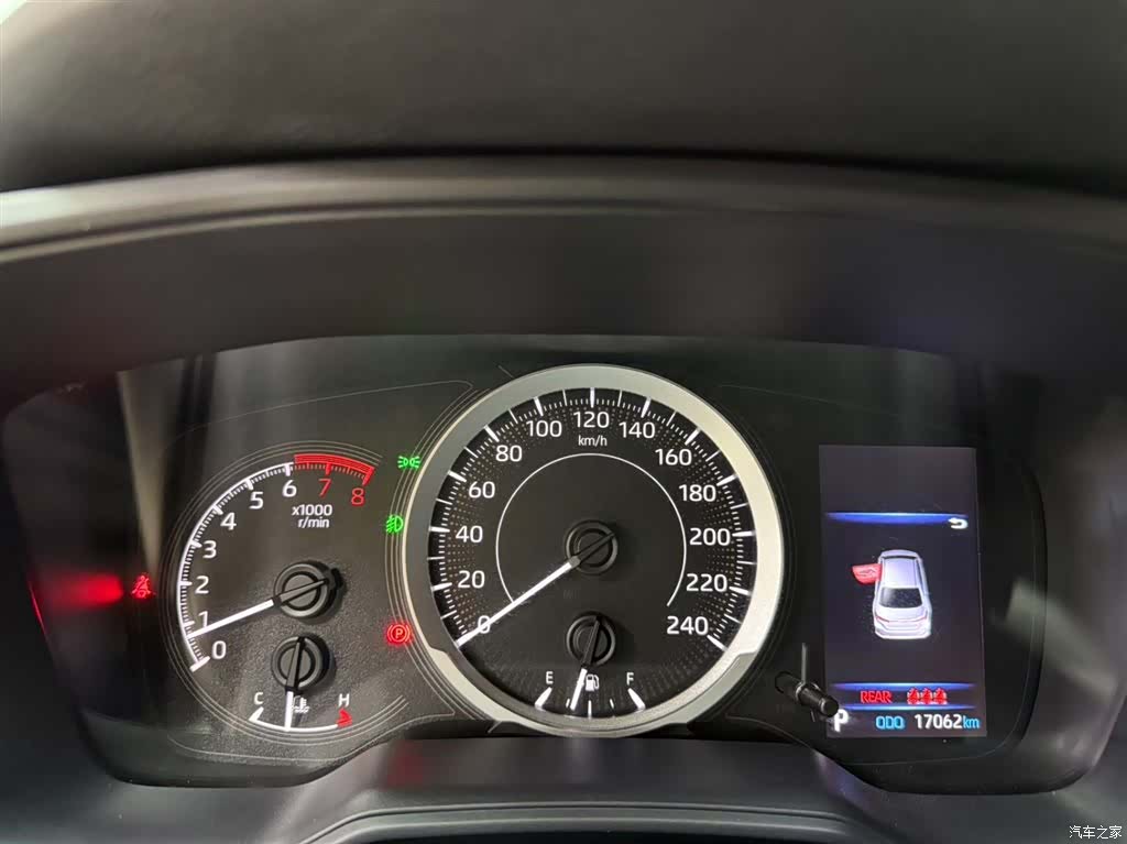 Toyota Corolla, 2024 10