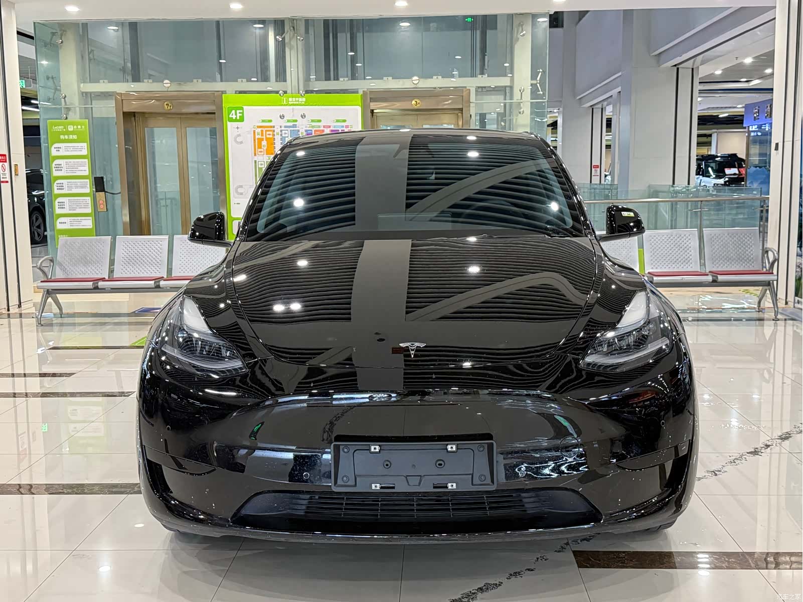 Tesla Model Y, 2023 2