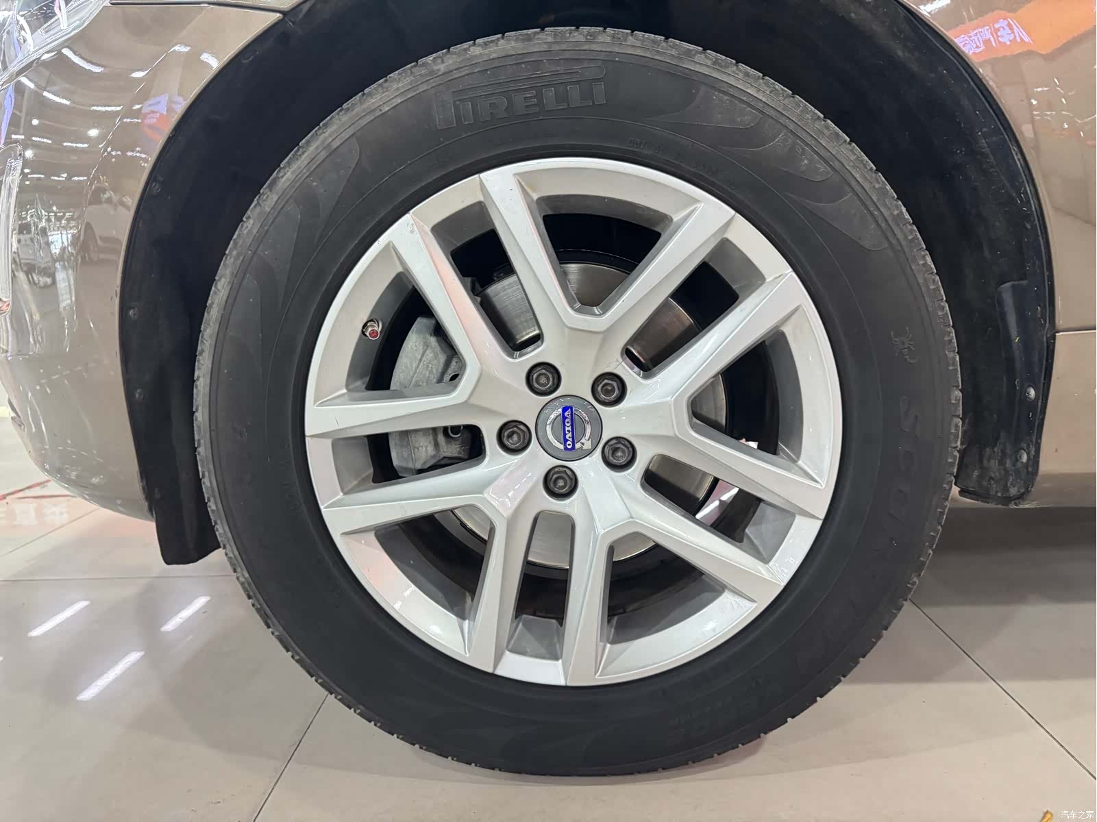 Volvo XC60, 2016 28