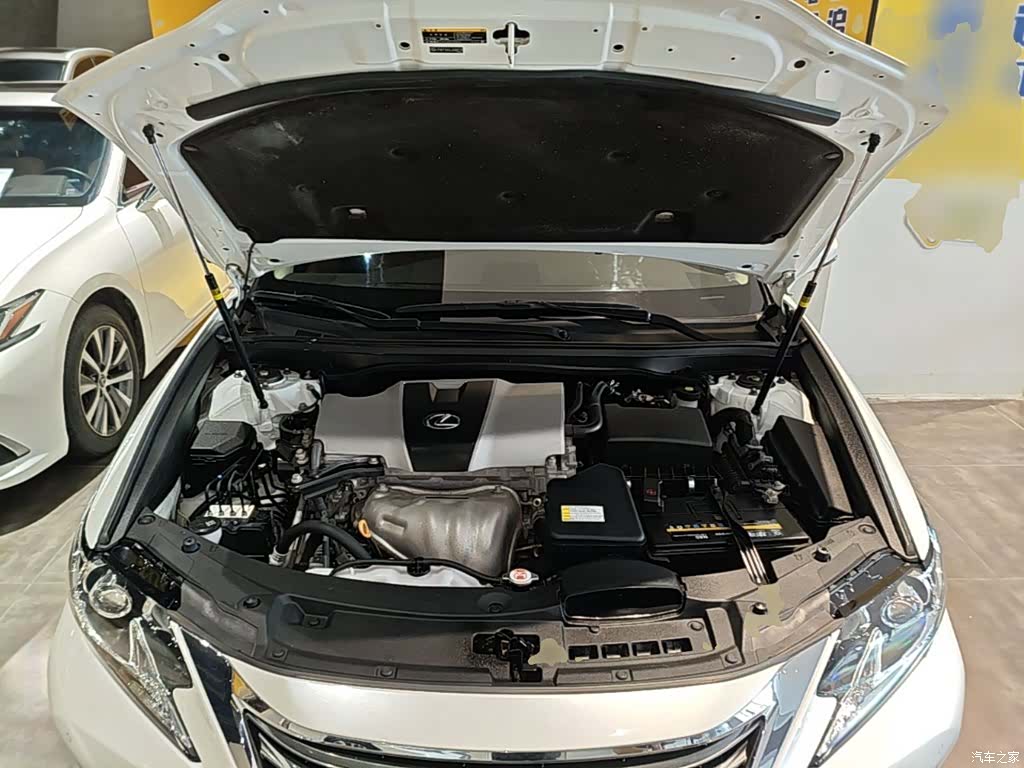 Lexus ES, 2018 20