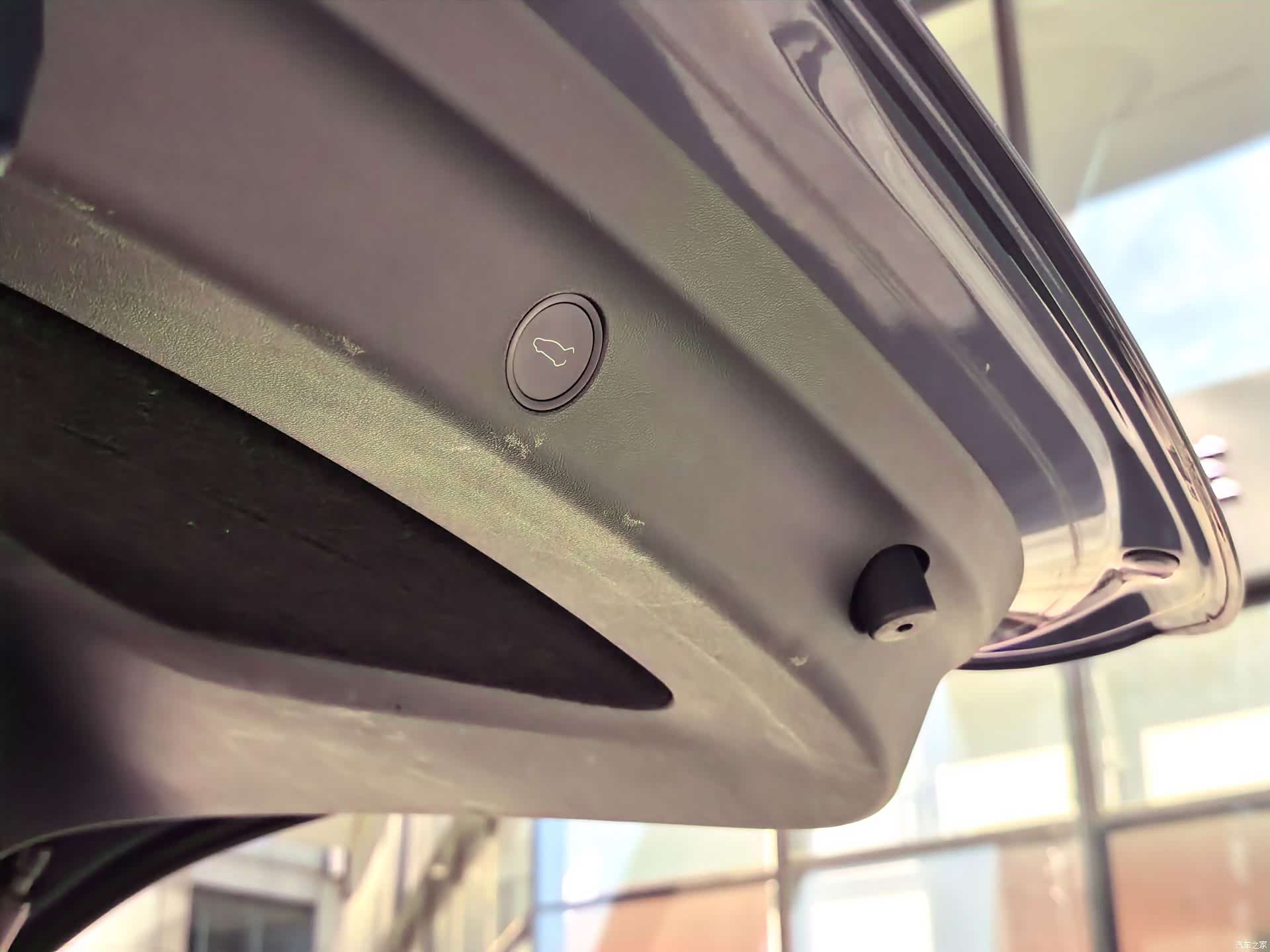 Tesla Model Y, 2021 26