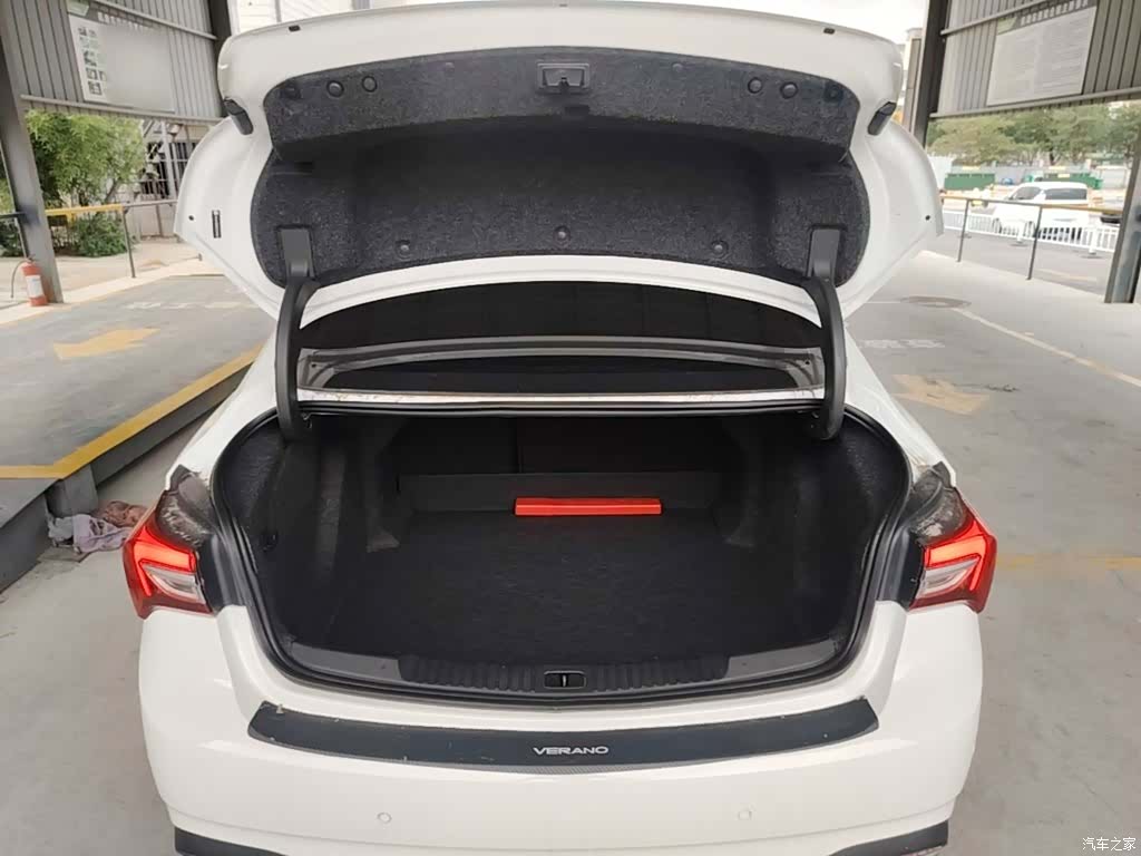 Buick Verano, 2021 19