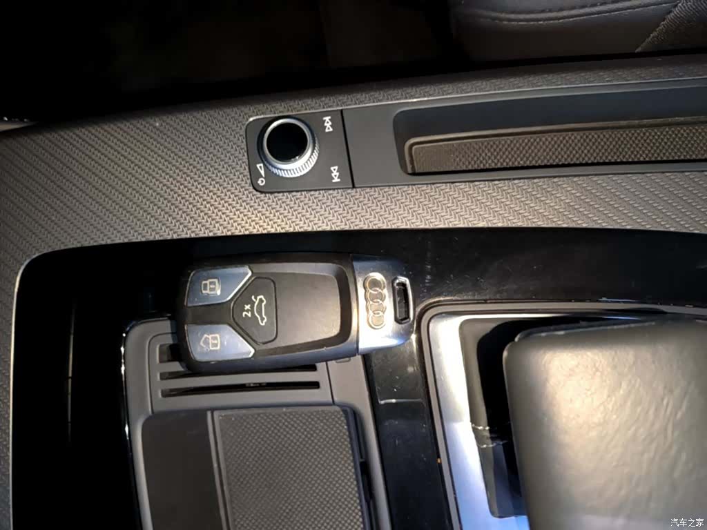 Audi Q5L, 2024 9