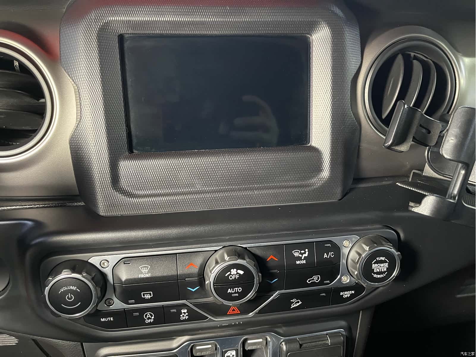 Jeep Wrangler, 2022 23