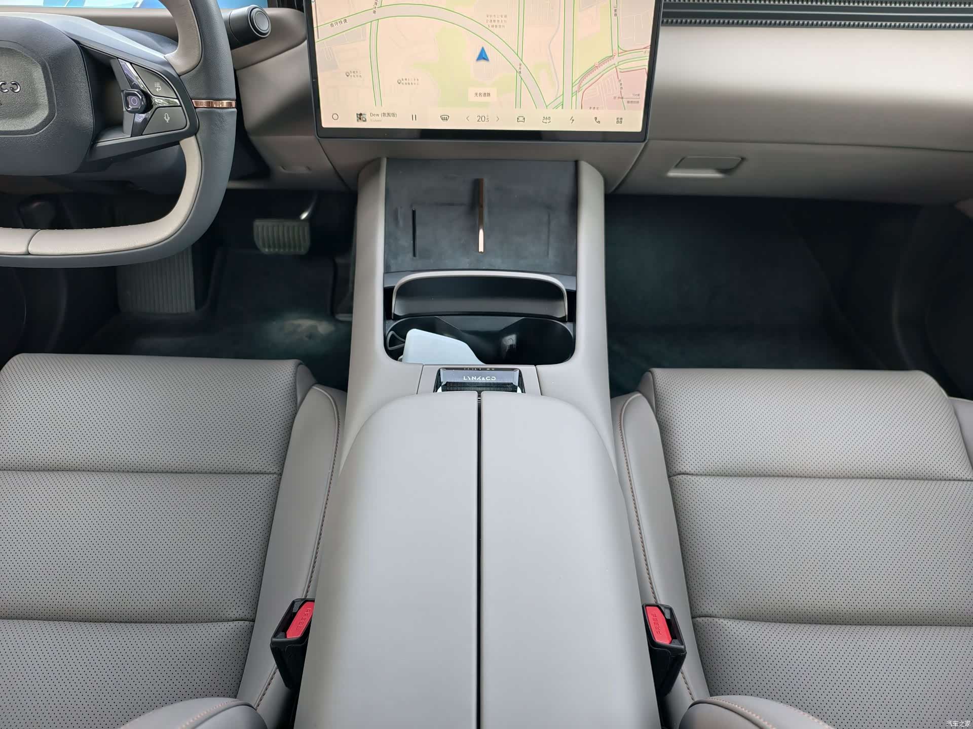 Lynk & Co Z10, 2024 7