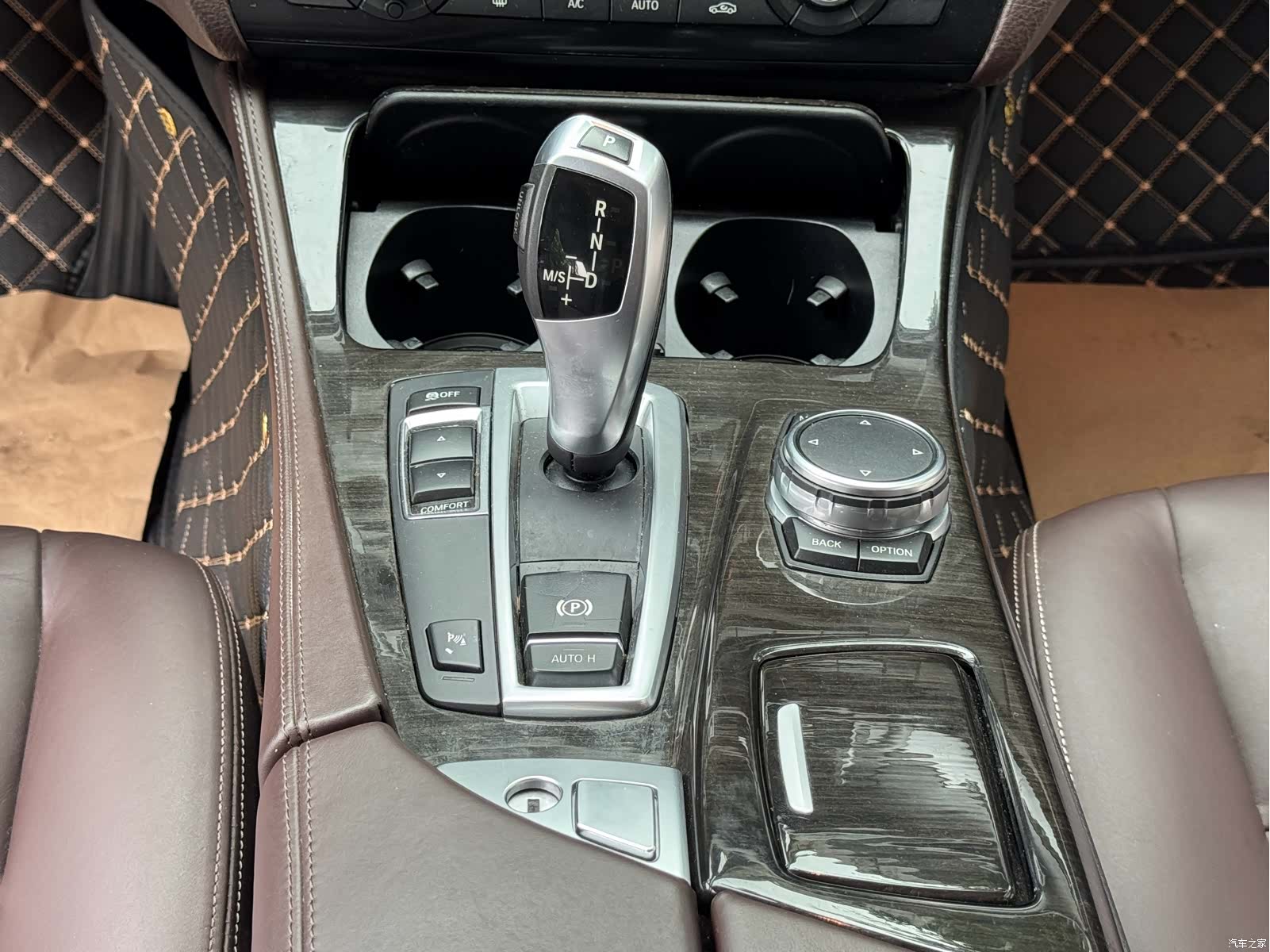 BMW 5 Series, 2016 12