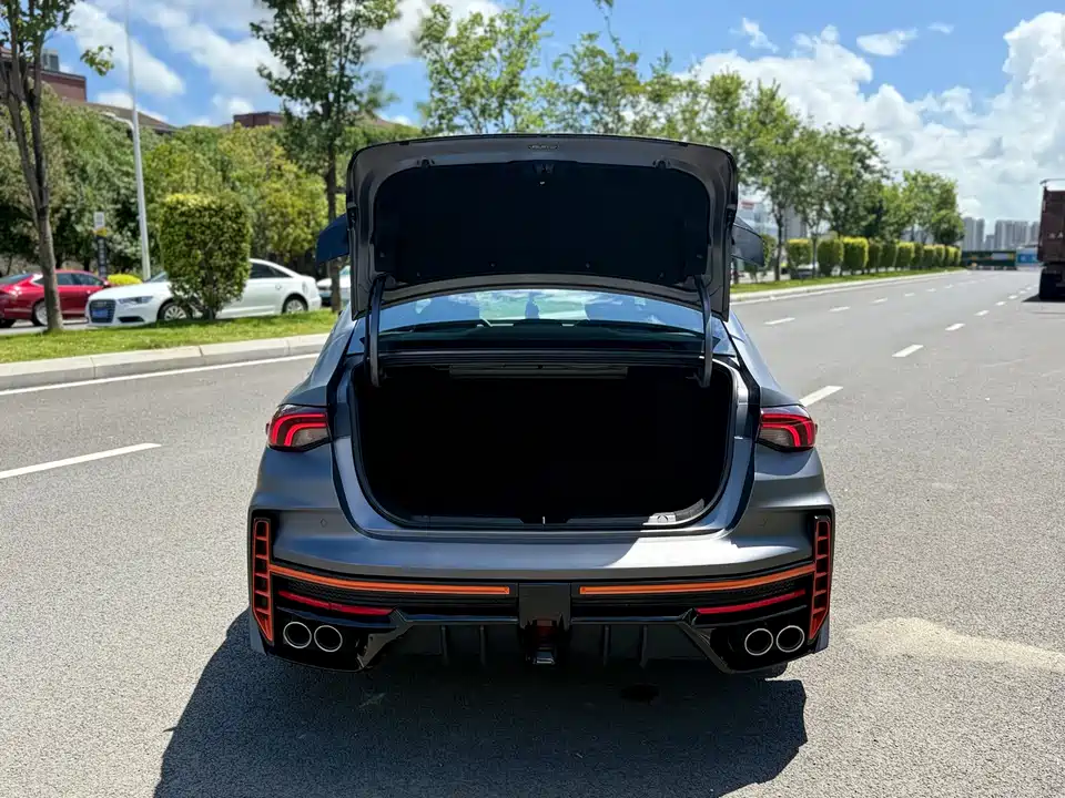 Trumpchi Shadow Leopard