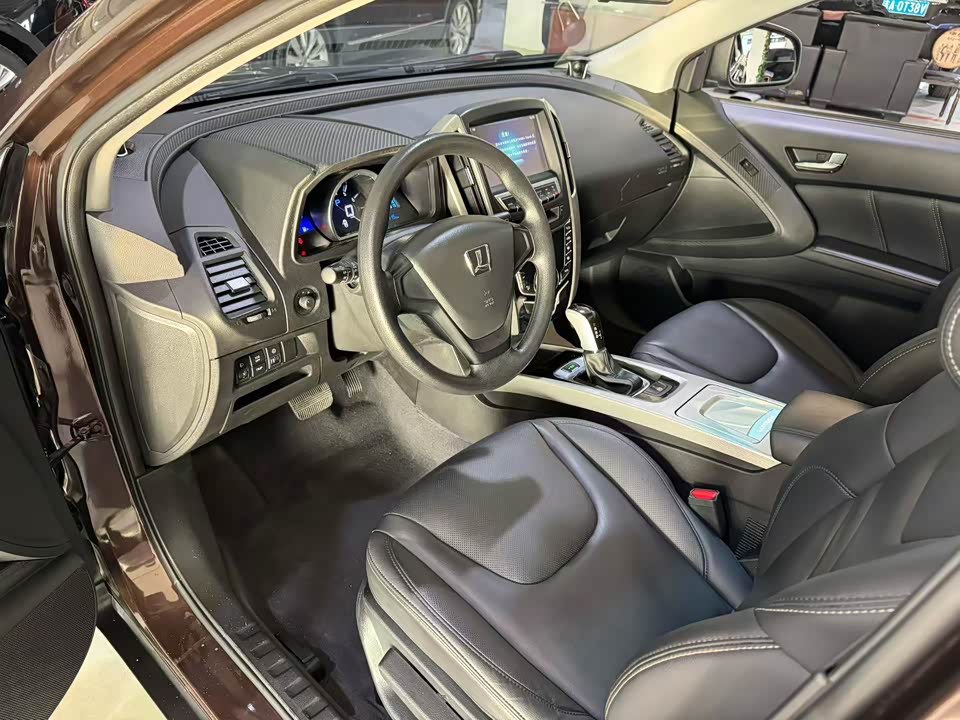 Luxgen Excellent 6 SUV