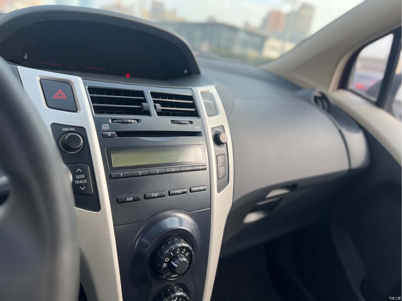 Toyota 1.6E, 2012 9