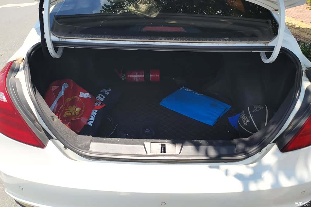 Geely Emgrand, 2018 4