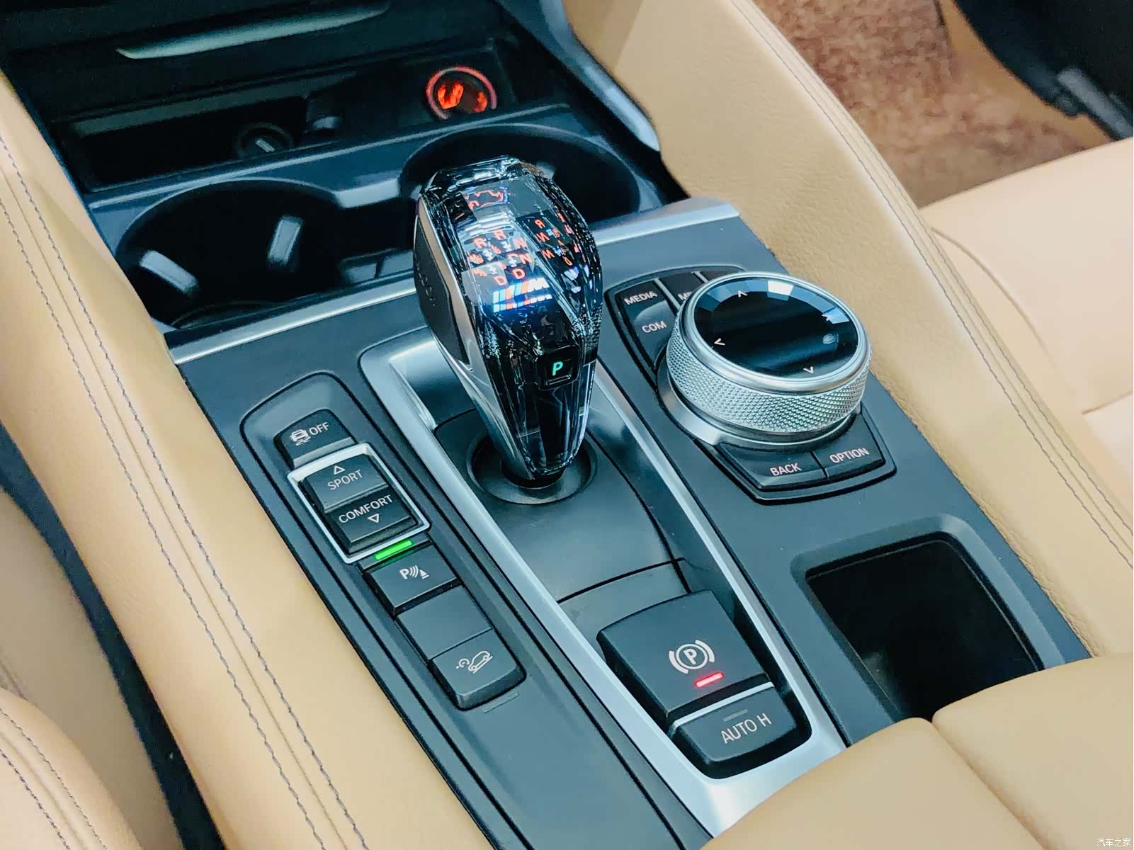BMW X6, 2017 11