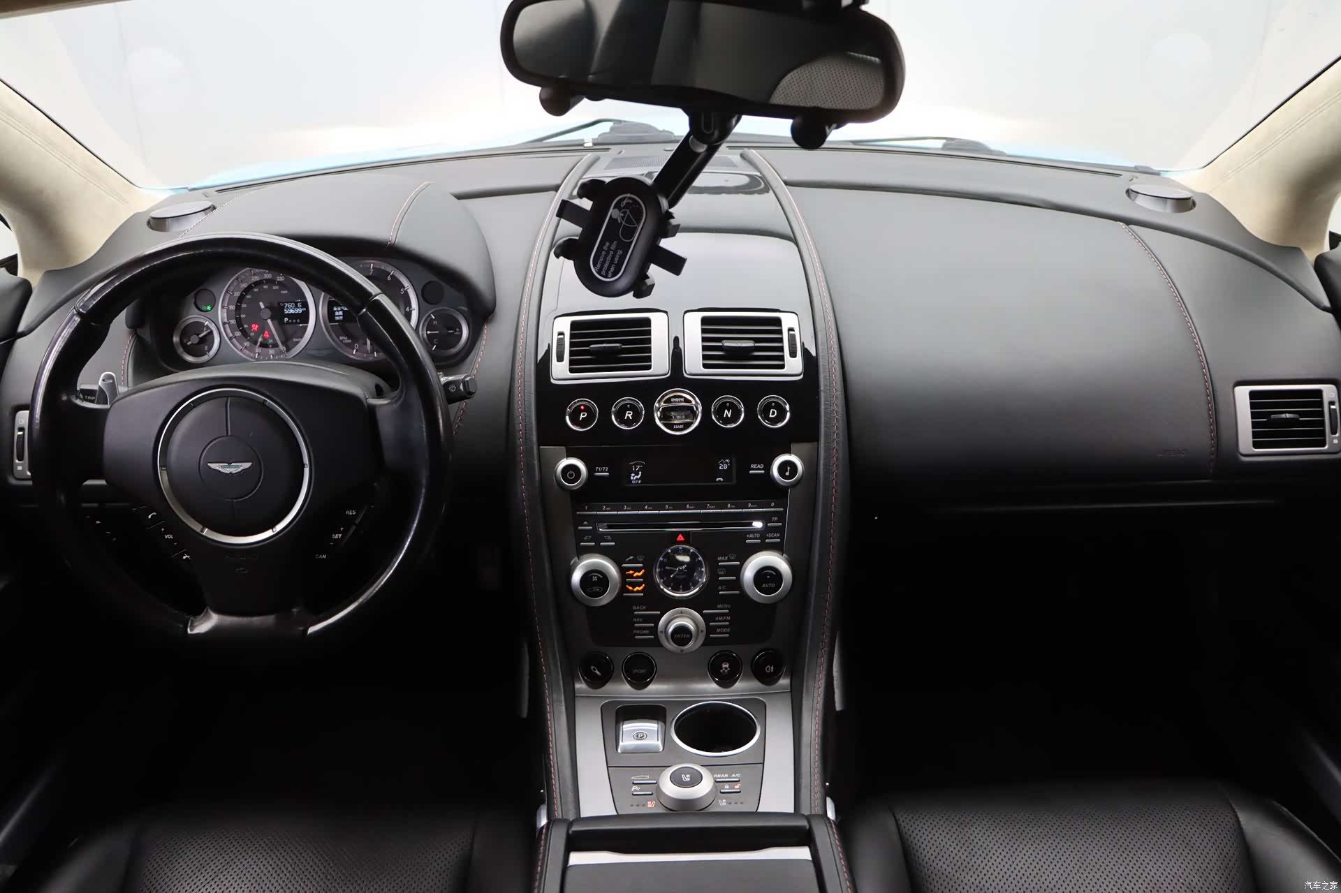 Aston Martin Rapide, 2014 14