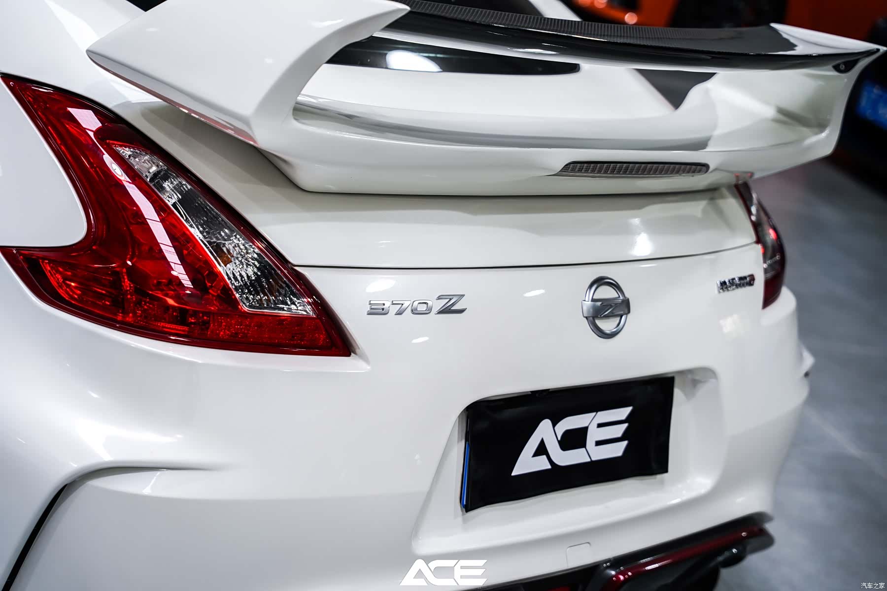 Nissan 370Z, 2017 13