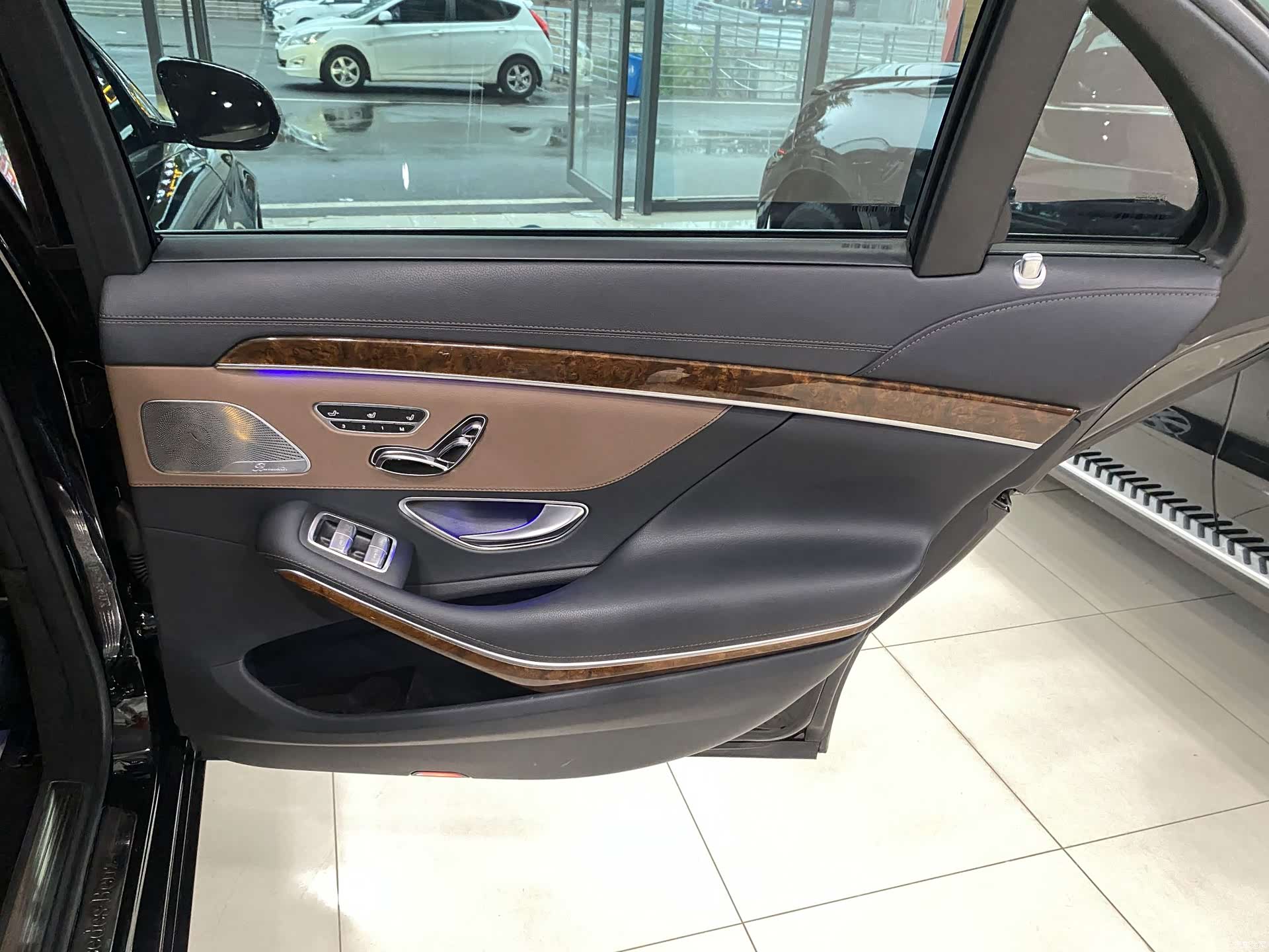 Mercedes-Benz S-Class, 2015 7