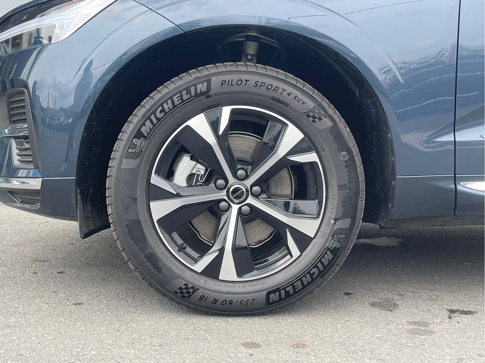 Volvo XC60, 2026 13