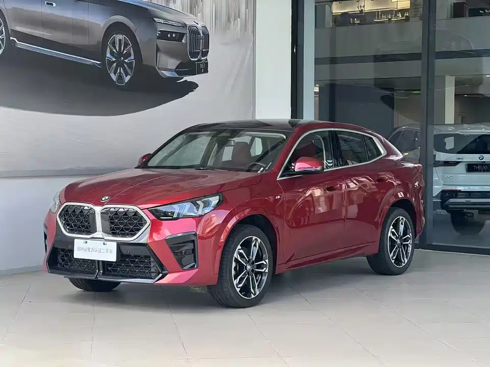BMW X2