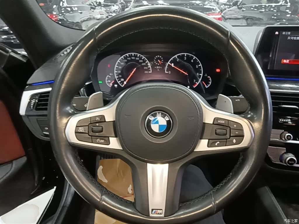 BMW 5 Series, 2019 11
