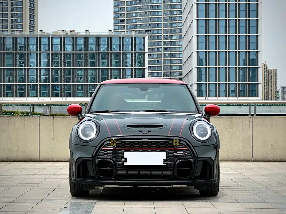 MINI JCW