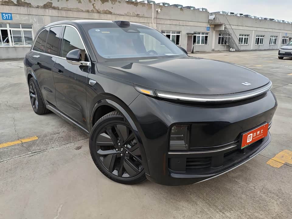 Li Auto Ideal L8