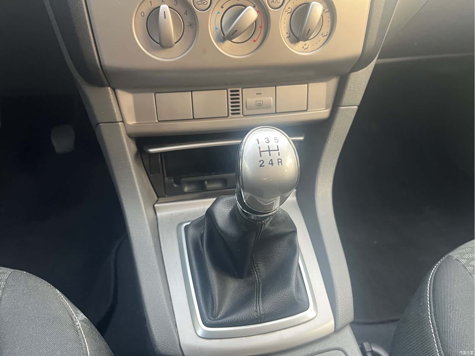 Ford Focus, 2014 13