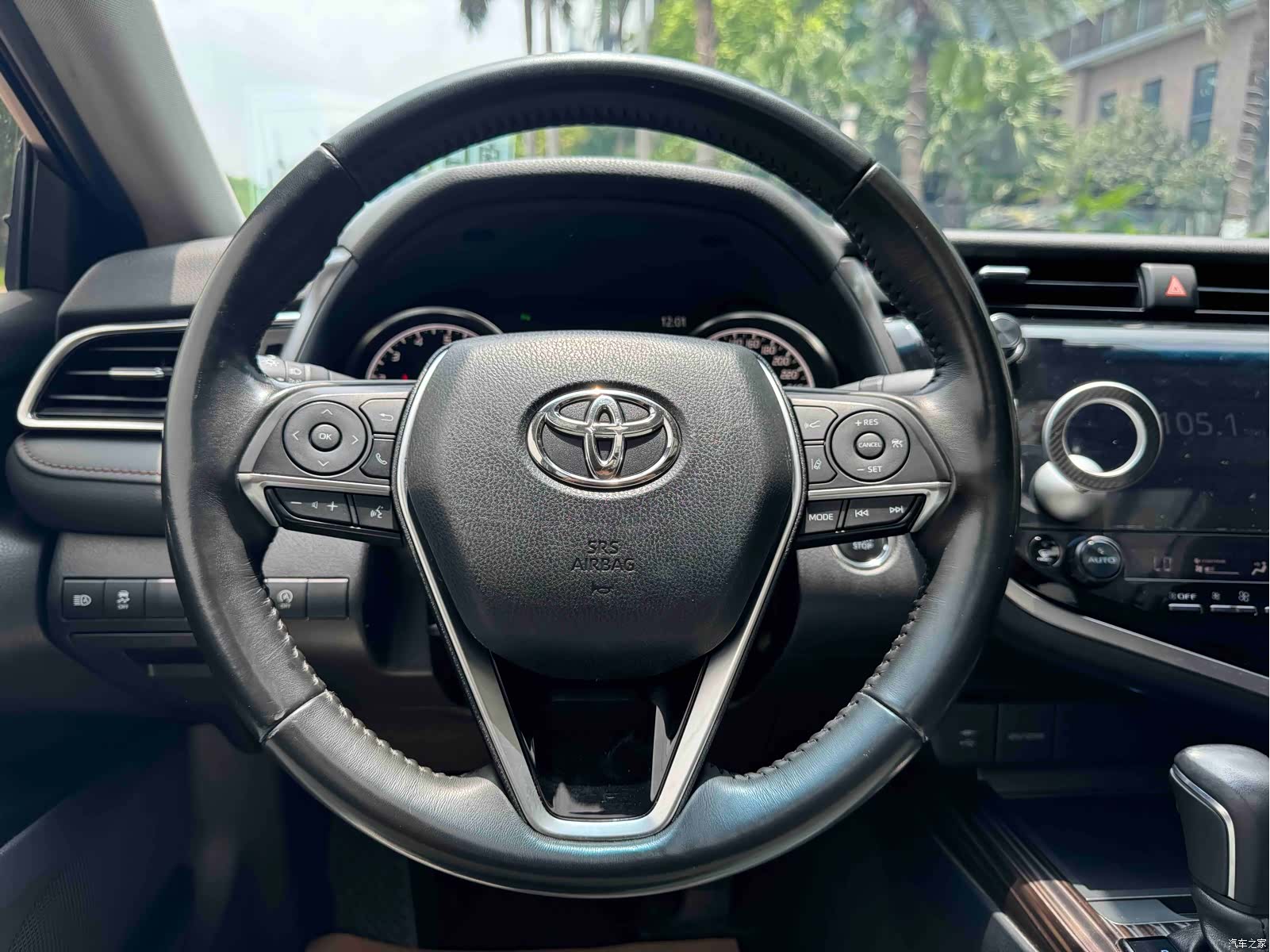 Toyota Camry, 2019 11