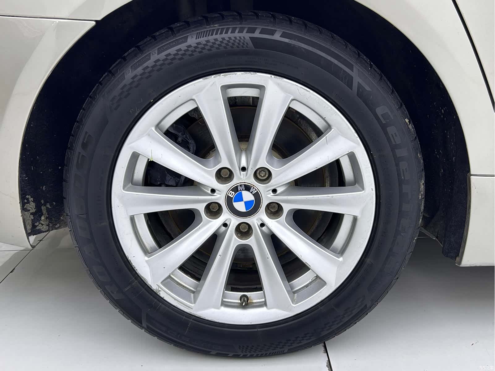 BMW 5 Series, 2015 24