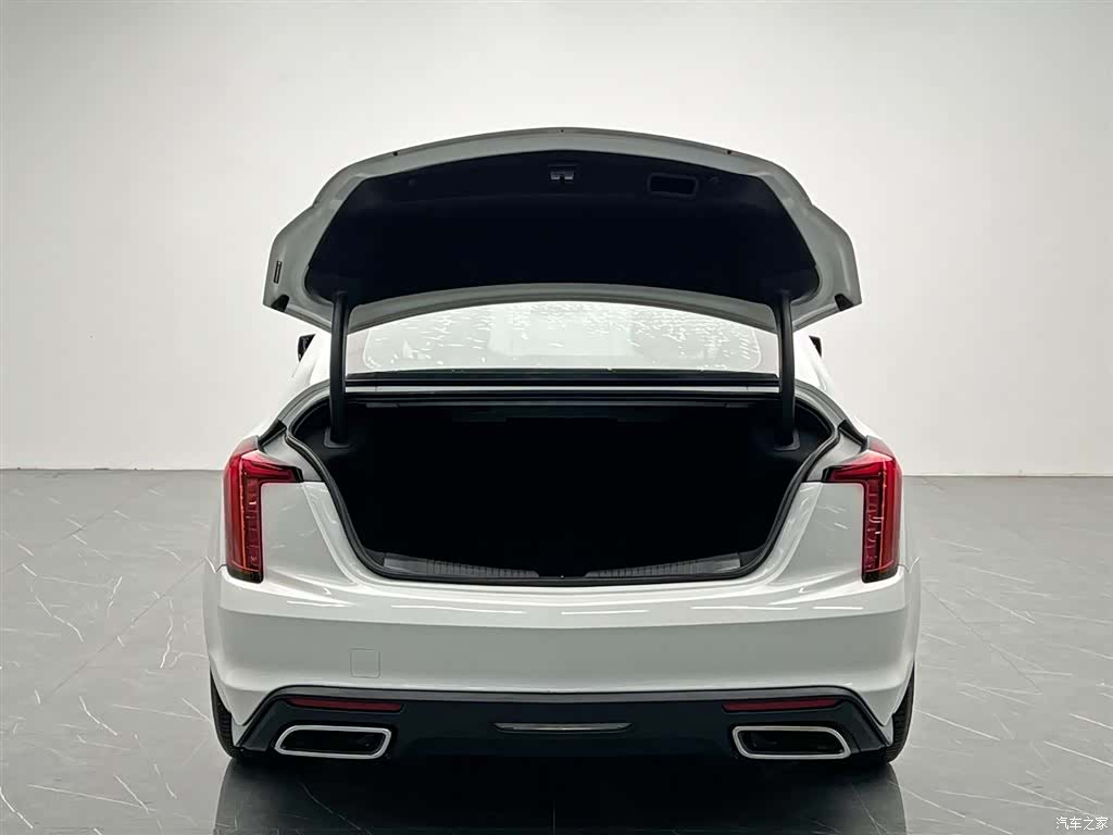 Cadillac CT5, 2021 11