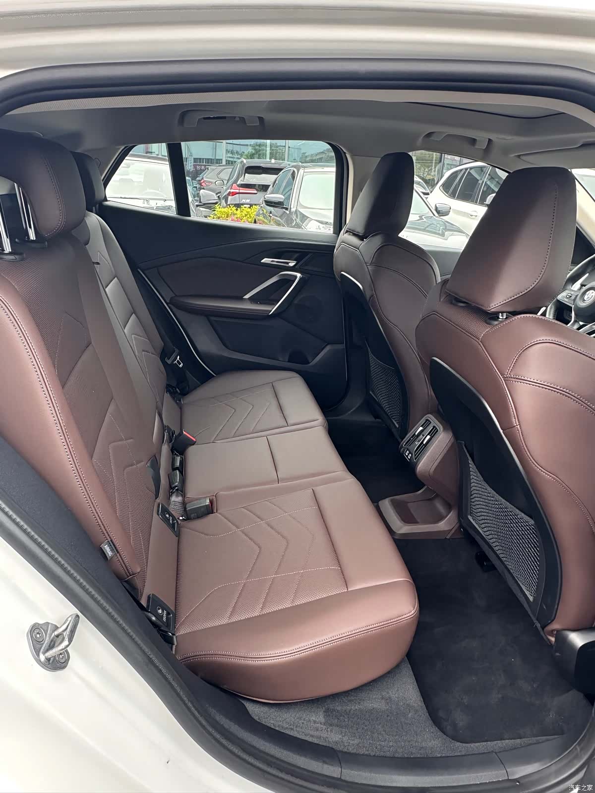 BMW X2, 2025 8