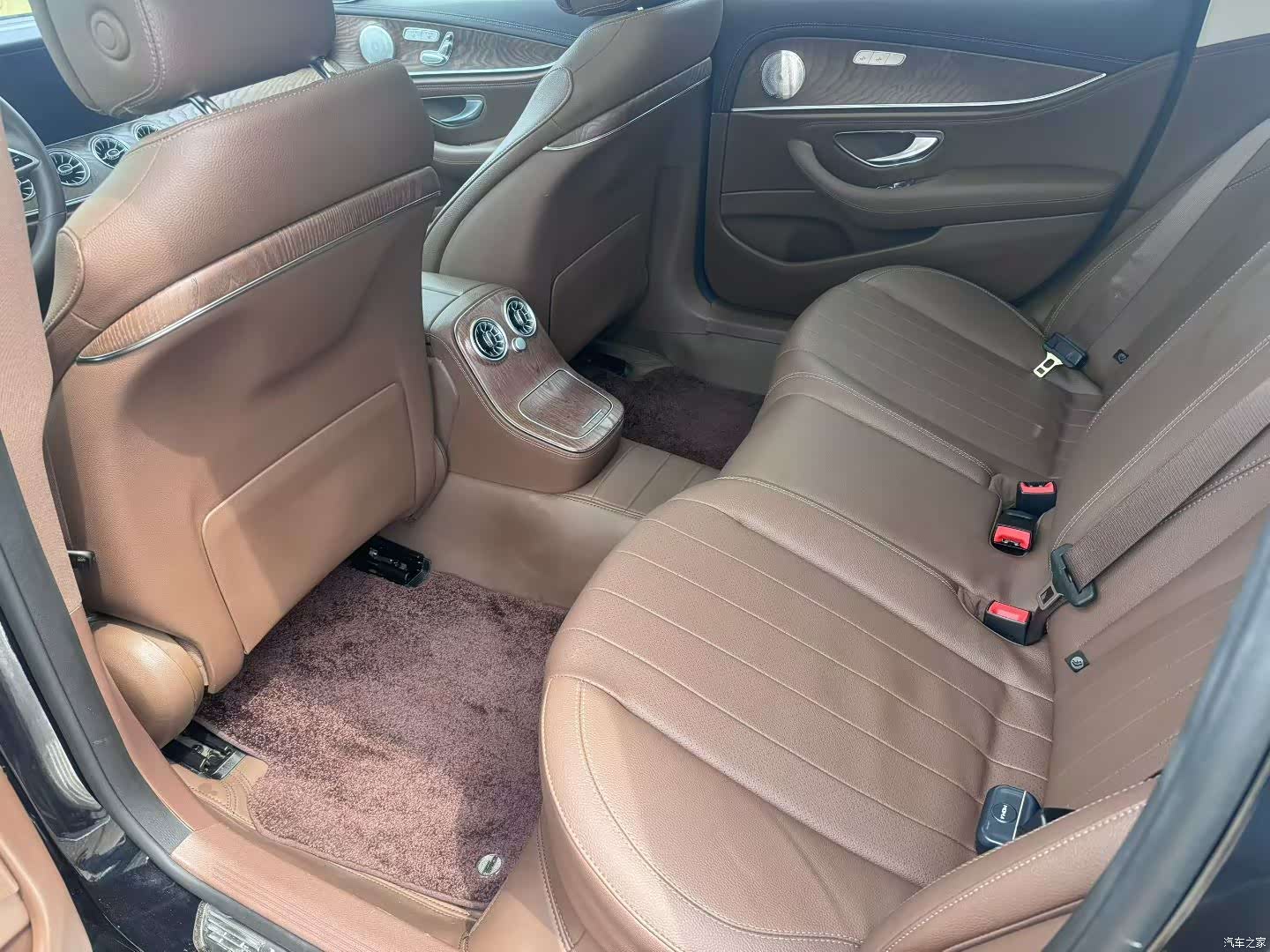 Mercedes-Benz E-Class, 2023 6