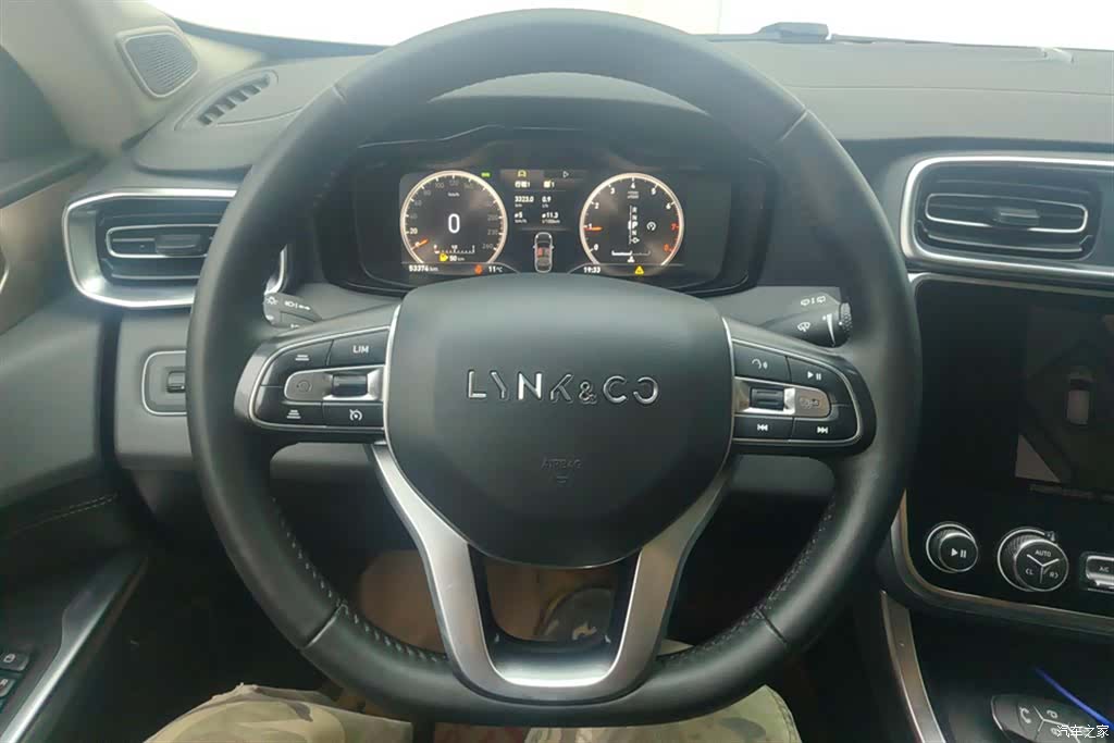 Lynk & Co 01, 2020 15