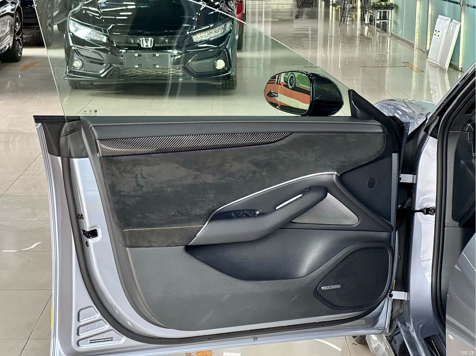 Xiaomi SU7, 2025 21