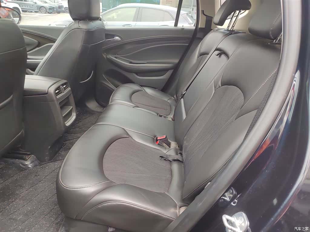 Buick Envision Plus, 2021 13