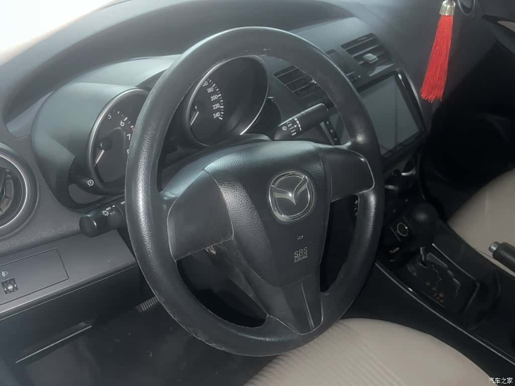 Mazda 3, 2015 12