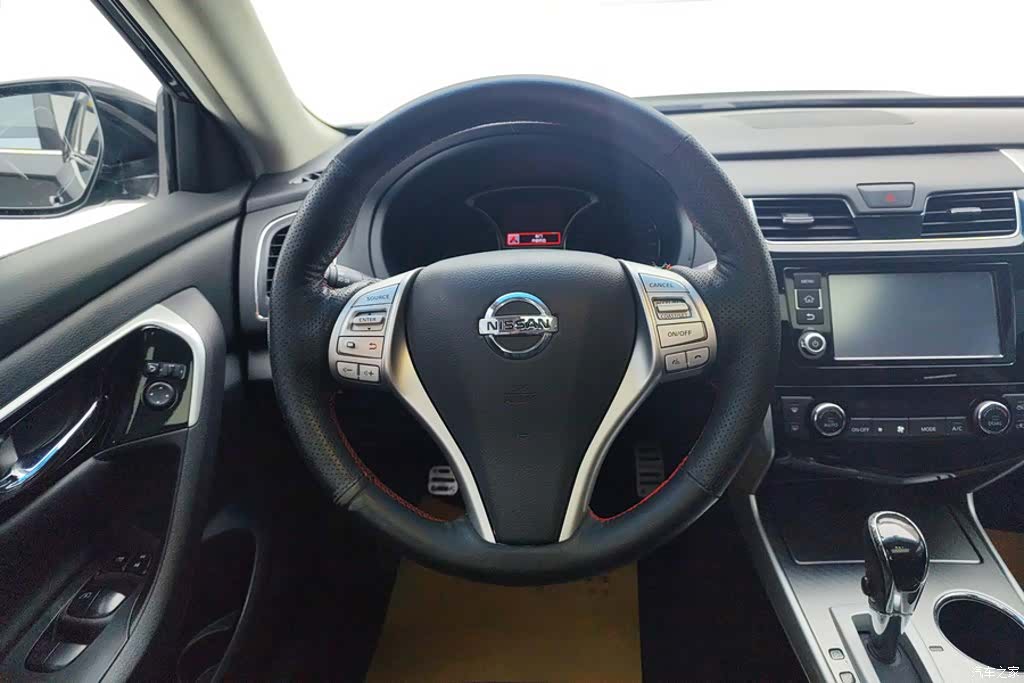 Nissan Teana, 2017 15