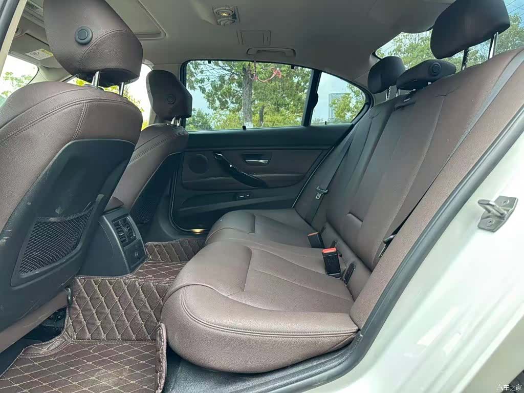 BMW 3 Series, 2019 все фото
