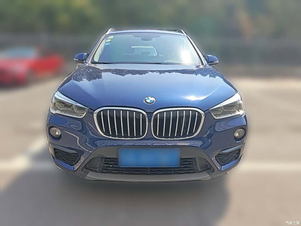 BMW X1, 2018 все фото