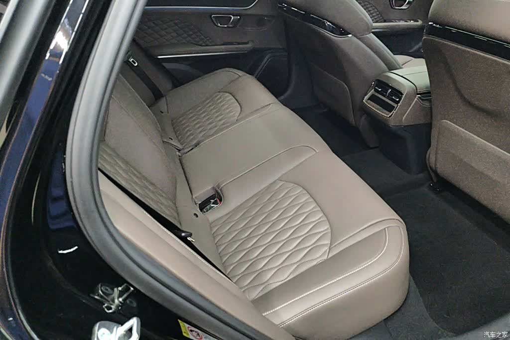BYD Han, 2024 11