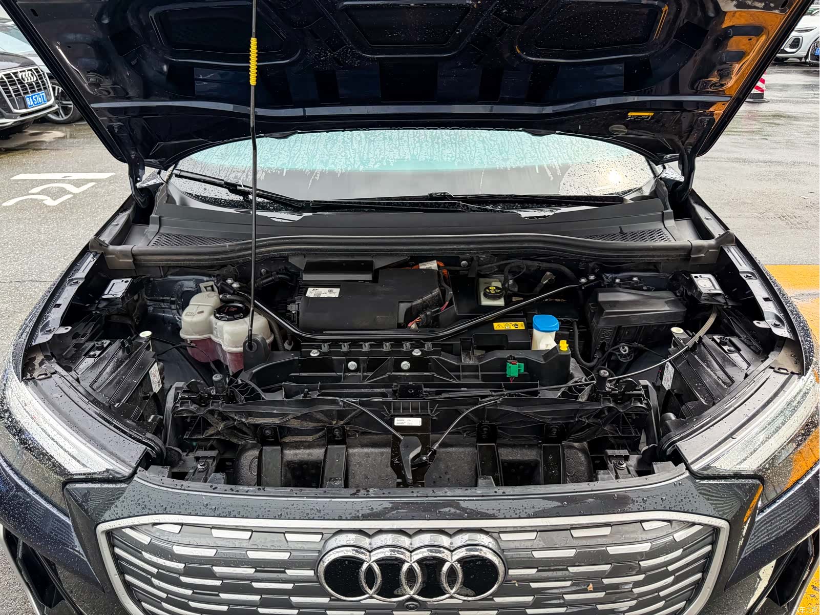 Audi Q4 e-tron, 2023 4