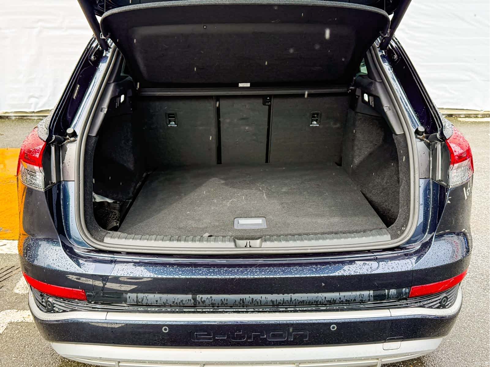 Audi Q4 e-tron, 2023 3