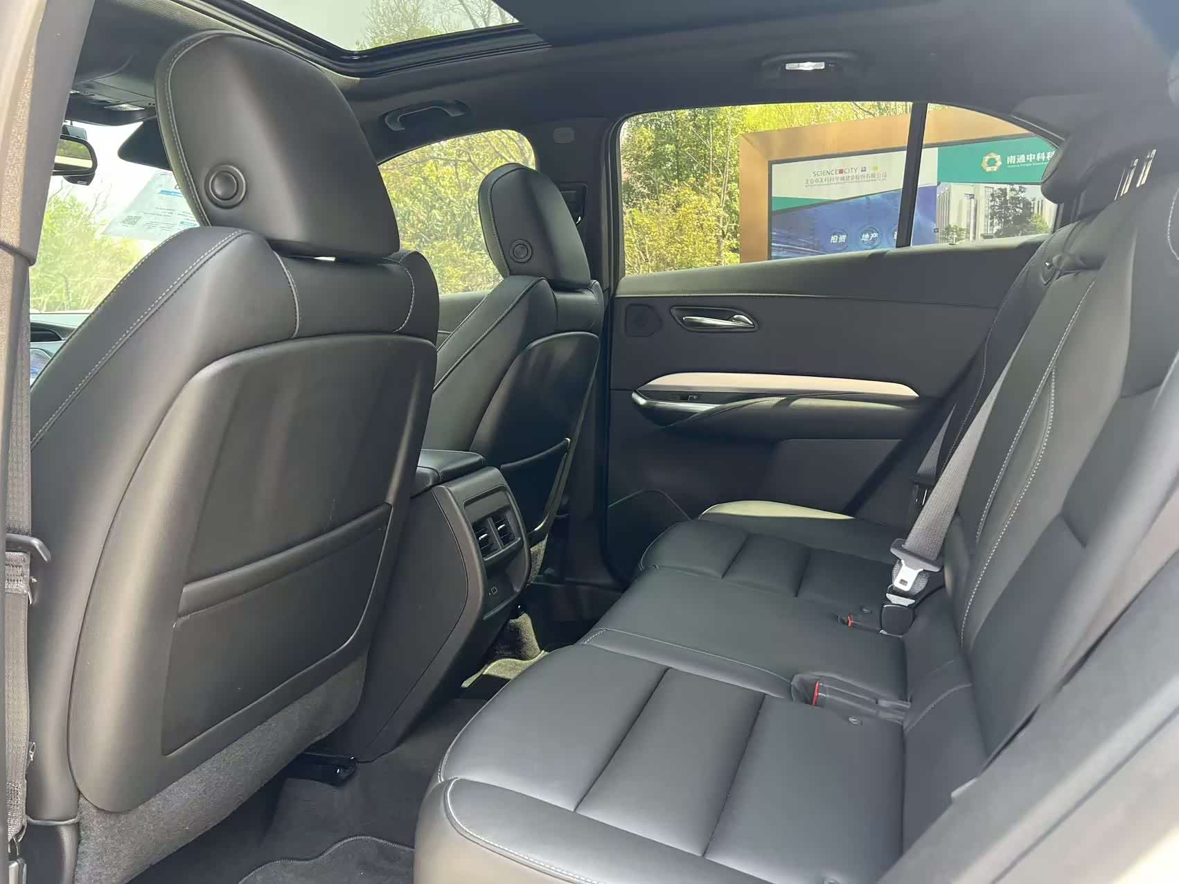 Cadillac XT4, 2020 8