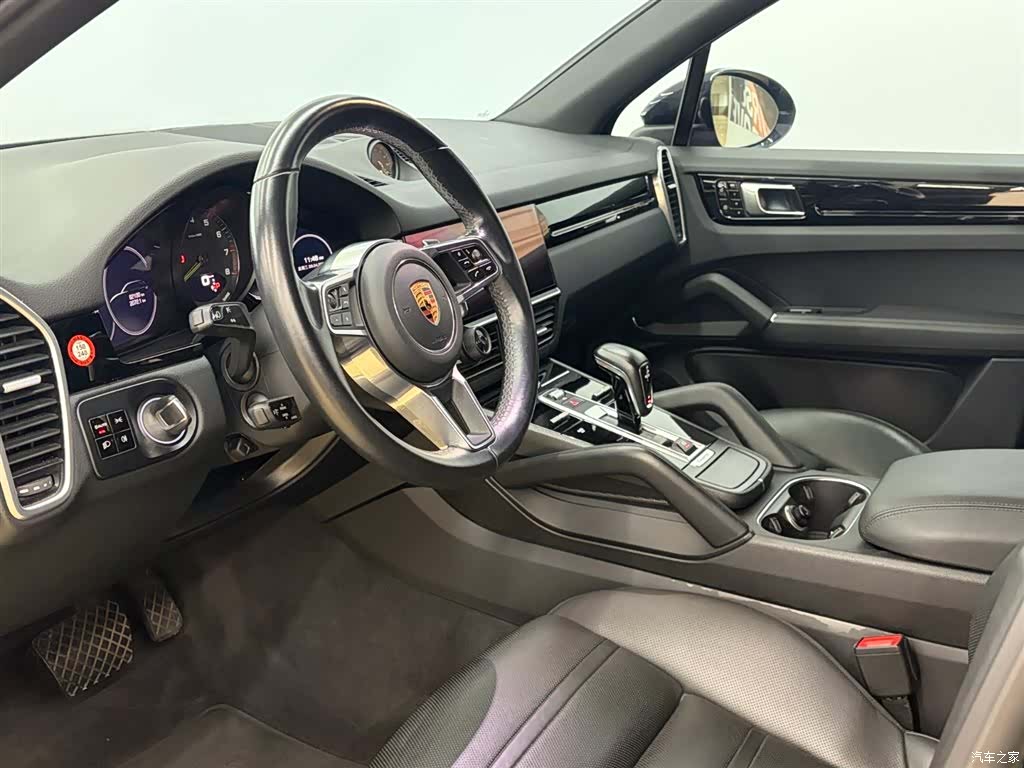 Porsche Cayenne, 2020 11