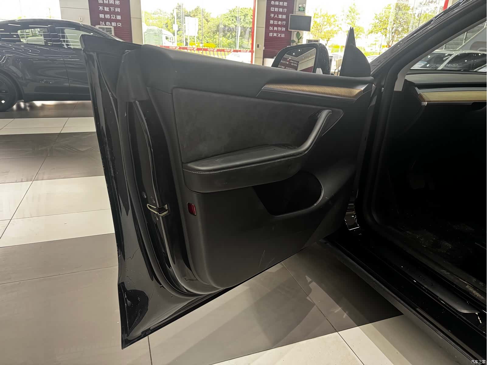 Tesla Model Y, 2021 15