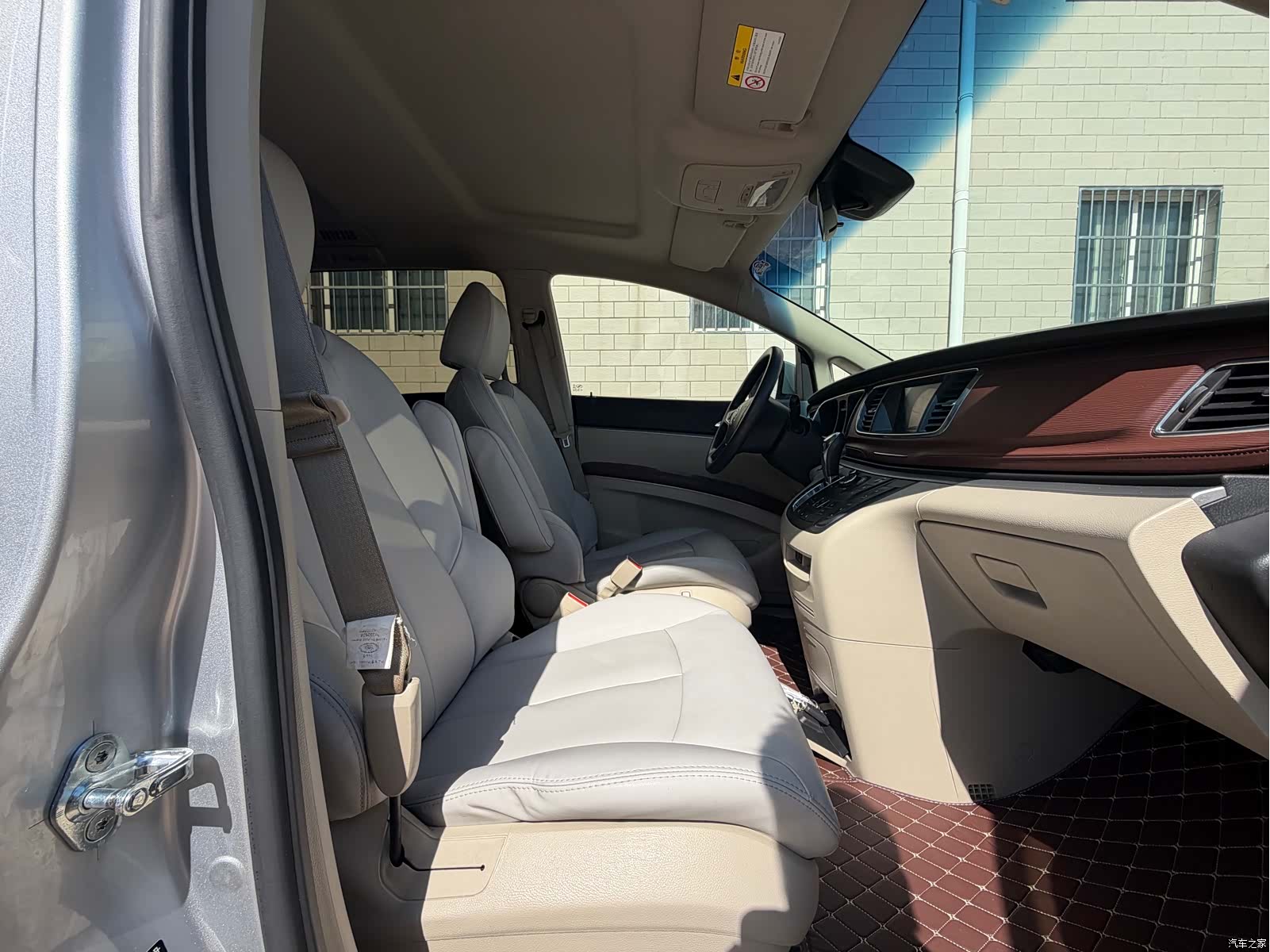 Buick GL8, 2018 16