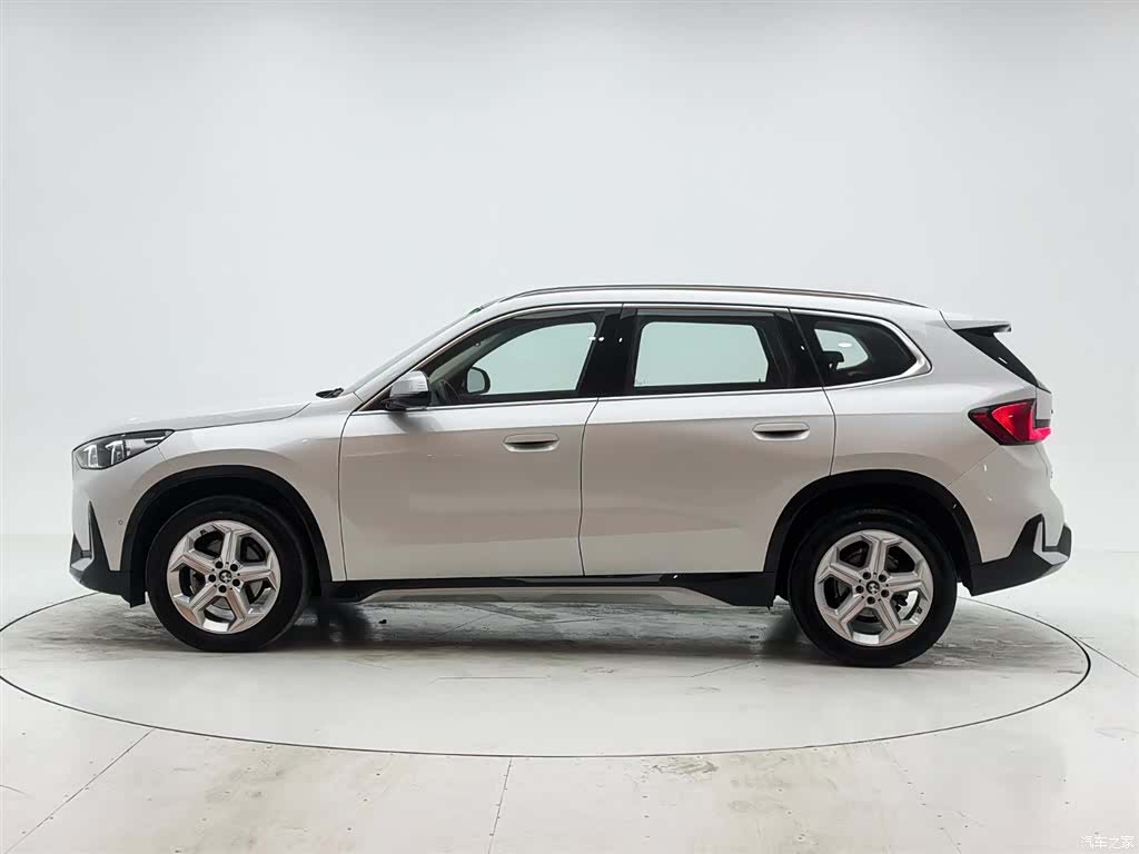 BMW X1, 2023 7