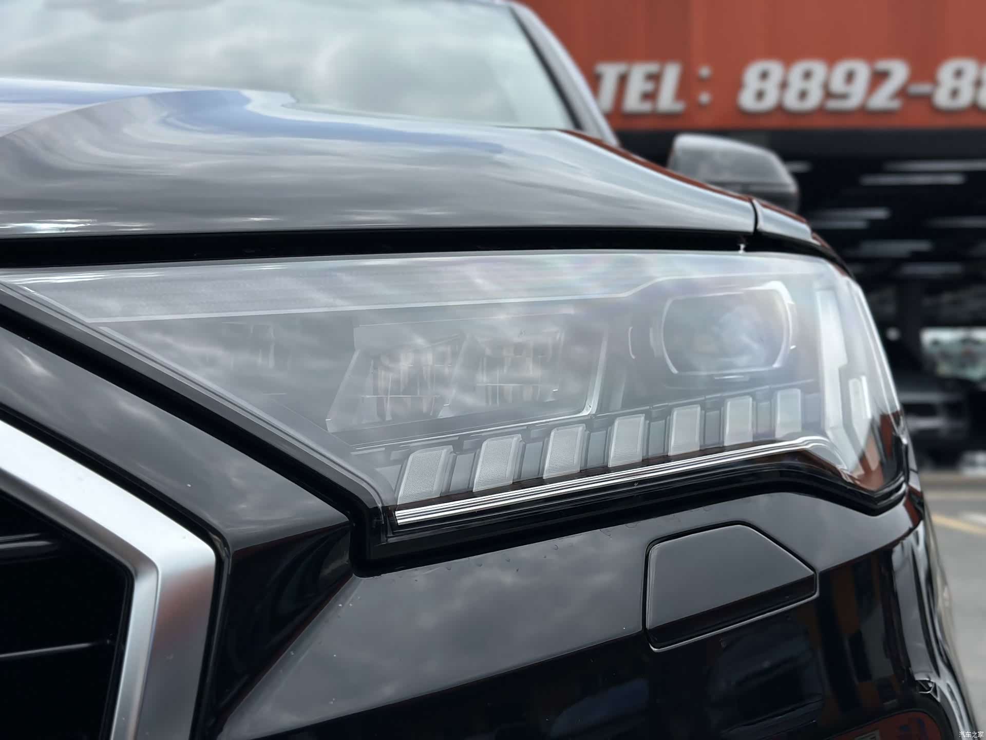 Audi Q7, 2022 4