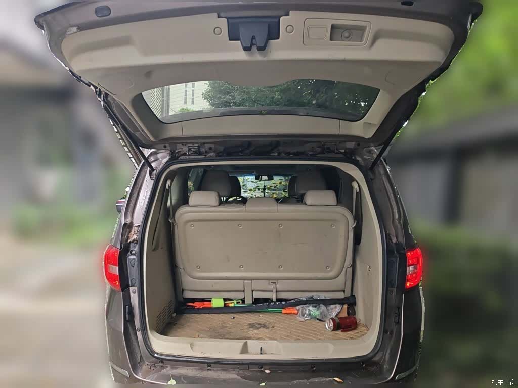Buick GL8, 2018 10